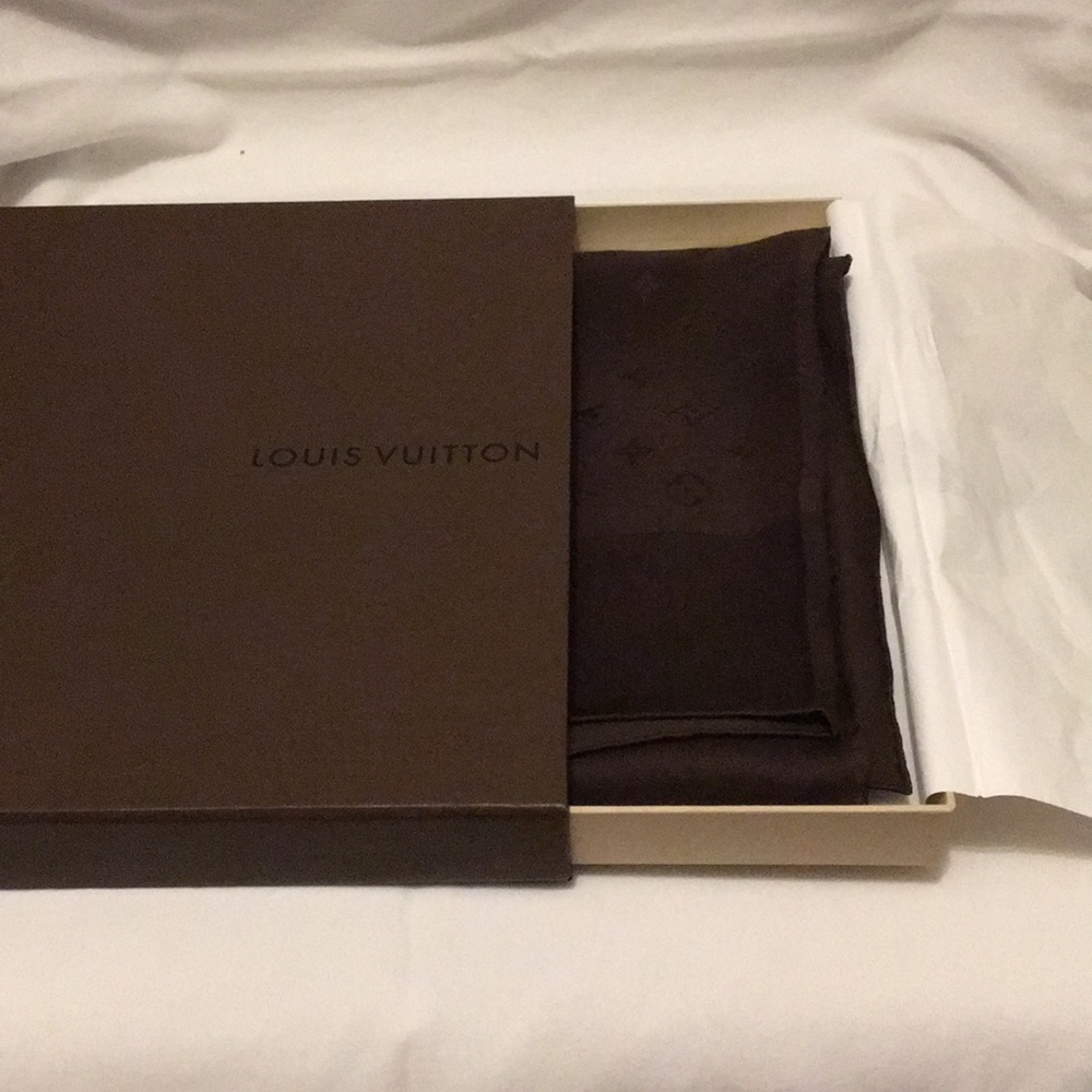 Louis Vuitton Brown Silk Square Scarf 34” x 34”